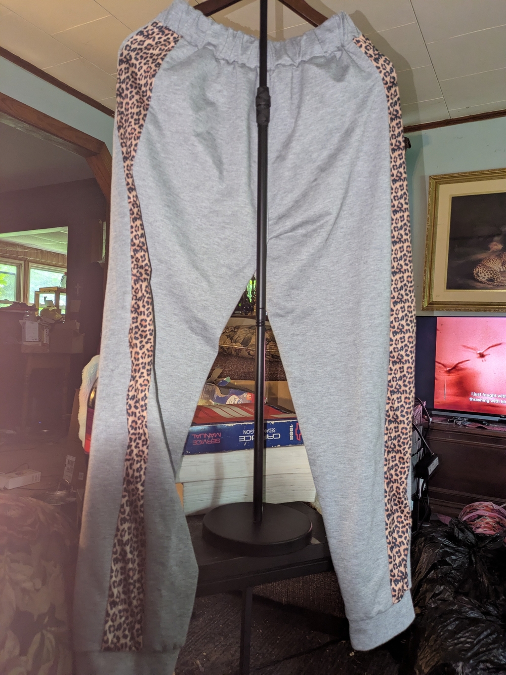 Women's Gray Jogger Sweatpants with Leopard Trim Size Large - Picture 2 of 3